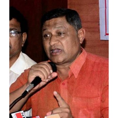 Commander (Rtd) Ashok Raut